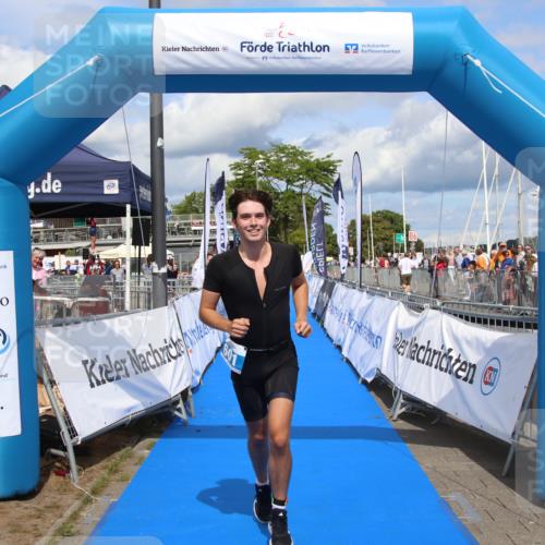16.08.2026 - KN Förde Triathlon 2026 Markus Tischler http://msf.ph/oto/10002852 16.08.2026 14:14:44 Ziel 601, 601 meine-sportfotos.de