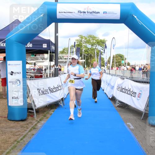 16.08.2026 - KN Förde Triathlon 2026 Markus Tischler http://msf.ph/oto/10002855 16.08.2026 14:15:15 Ziel 731, 731 meine-sportfotos.de