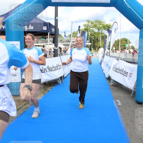 16.08.2026 - KN Förde Triathlon 2026 Markus Tischler http://msf.ph/oto/10002860 16.08.2026 14:15:16 Ziel 731, 731 meine-sportfotos.de