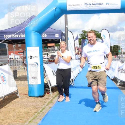 16.08.2026 - KN Förde Triathlon 2026 Markus Tischler http://msf.ph/oto/10002878 16.08.2026 14:16:47 Ziel 734, 734 meine-sportfotos.de