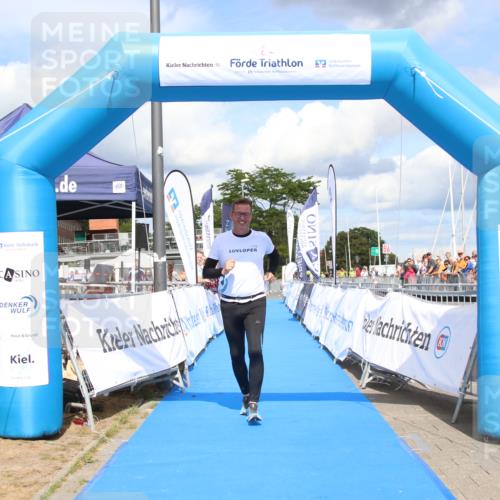 16.08.2026 - KN Förde Triathlon 2026 Markus Tischler http://msf.ph/oto/10002883 16.08.2026 14:16:51 Ziel 734, 734 meine-sportfotos.de