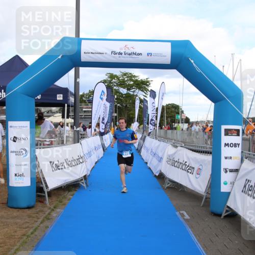 16.08.2026 - KN Förde Triathlon 2026 Markus Tischler http://msf.ph/oto/10002913 16.08.2026 14:21:53 Ziel 609, 609 meine-sportfotos.de
