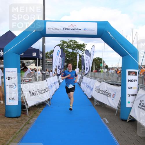 16.08.2026 - KN Förde Triathlon 2026 Markus Tischler http://msf.ph/oto/10002916 16.08.2026 14:21:54 Ziel 609, 609 meine-sportfotos.de