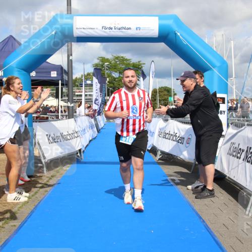 16.08.2026 - KN Förde Triathlon 2026 Markus Tischler http://msf.ph/oto/10002934 16.08.2026 14:28:52 Ziel 610, 610 meine-sportfotos.de