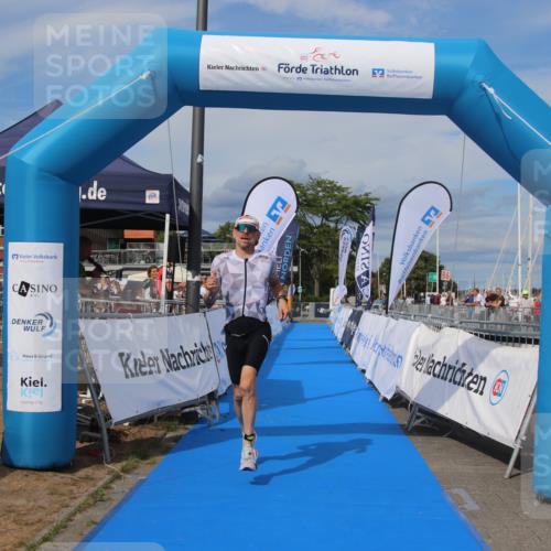 16.08.2026 - KN Förde Triathlon 2026 Markus Tischler http://msf.ph/oto/10002974 16.08.2026 16:01:16 Ziel 0, 27 meine-sportfotos.de
