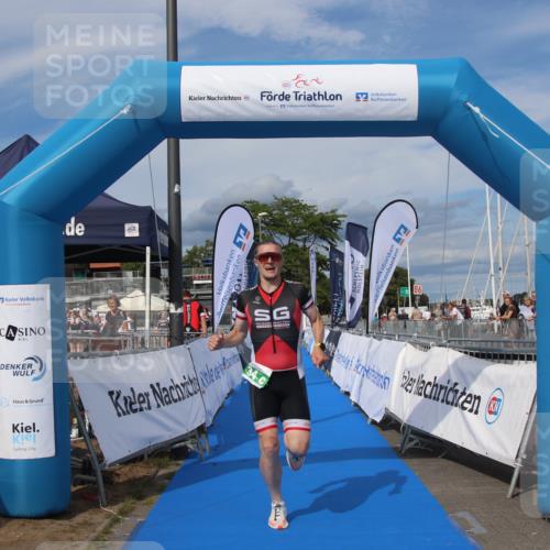 16.08.2026 - KN Förde Triathlon 2026 Markus Tischler http://msf.ph/oto/10002985 16.08.2026 16:01:47 Ziel 0, 34 meine-sportfotos.de
