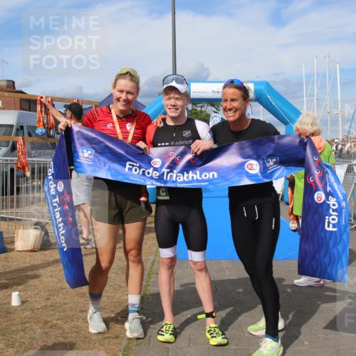 16.08.2026 - KN Förde Triathlon 2026 Markus Tischler http://msf.ph/oto/10002992 16.08.2026 16:02:27 Ziel  meine-sportfotos.de
