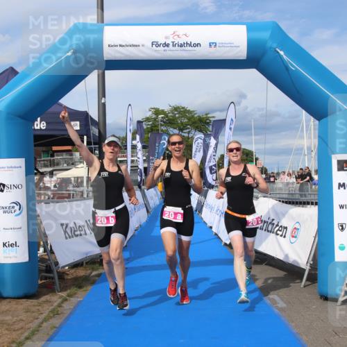 16.08.2026 - KN Förde Triathlon 2026 Markus Tischler http://msf.ph/oto/10003030 16.08.2026 16:04:20 Ziel 0, 20 meine-sportfotos.de