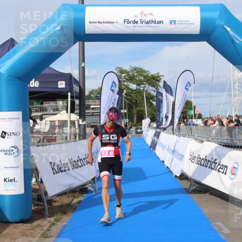 16.08.2026 - KN Förde Triathlon 2026 Markus Tischler http://msf.ph/oto/10003229 16.08.2026 16:14:08 Ziel 0, 23 meine-sportfotos.de