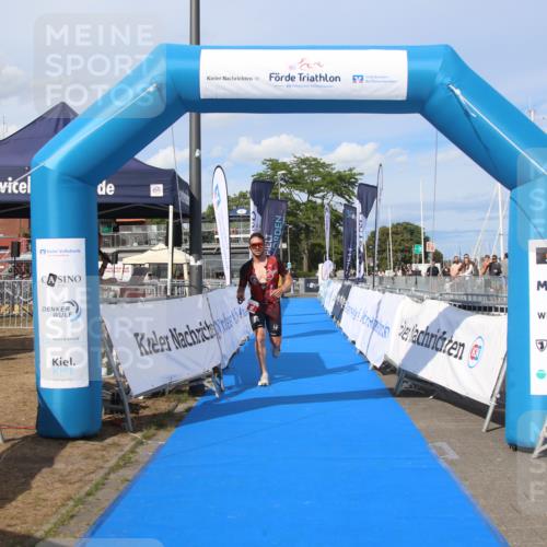 16.08.2026 - KN Förde Triathlon 2026 Markus Tischler http://msf.ph/oto/10003254 16.08.2026 16:20:14 Ziel 0, 2 meine-sportfotos.de