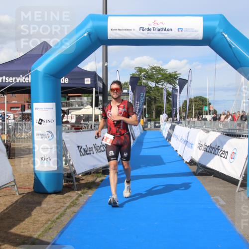 16.08.2026 - KN Förde Triathlon 2026 Markus Tischler http://msf.ph/oto/10003265 16.08.2026 16:20:15 Ziel 0, 2 meine-sportfotos.de