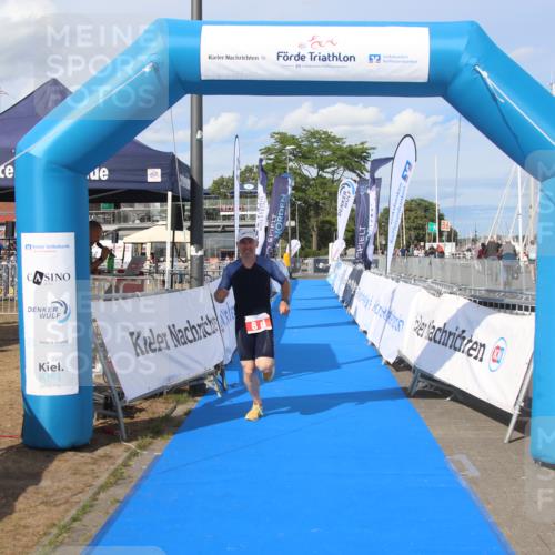 16.08.2026 - KN Förde Triathlon 2026 Markus Tischler http://msf.ph/oto/10003275 16.08.2026 16:21:31 Ziel 0, 8 meine-sportfotos.de