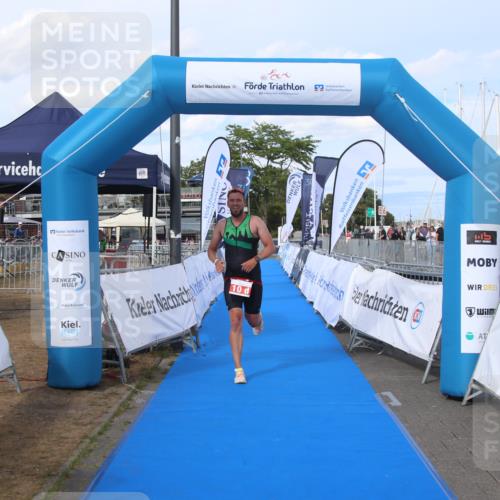 16.08.2026 - KN Förde Triathlon 2026 Markus Tischler http://msf.ph/oto/10003285 16.08.2026 16:22:20 Ziel 0, 10 meine-sportfotos.de