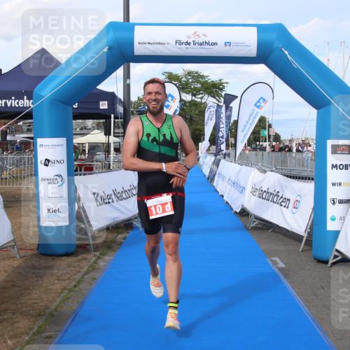 16.08.2026 - KN Förde Triathlon 2026 Markus Tischler http://msf.ph/oto/10003294 16.08.2026 16:22:21 Ziel 0, 10 meine-sportfotos.de