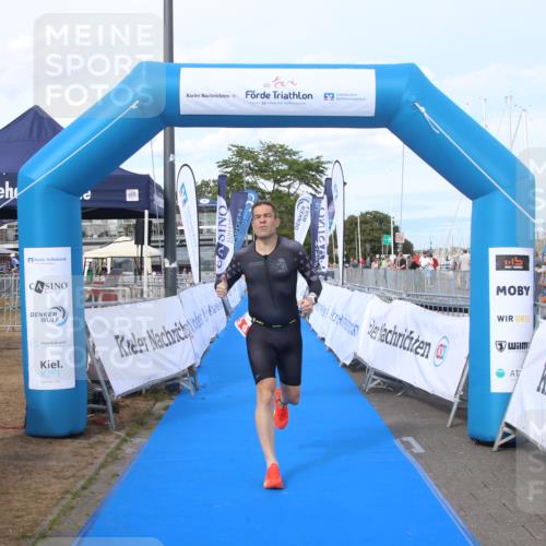 16.08.2026 - KN Förde Triathlon 2026 Markus Tischler http://msf.ph/oto/10003302 16.08.2026 16:22:49 Ziel 0, 15 meine-sportfotos.de