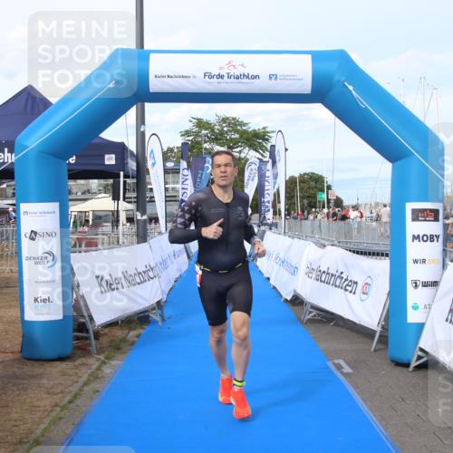 16.08.2026 - KN Förde Triathlon 2026 Markus Tischler http://msf.ph/oto/10003304 16.08.2026 16:22:49 Ziel 0, 15 meine-sportfotos.de