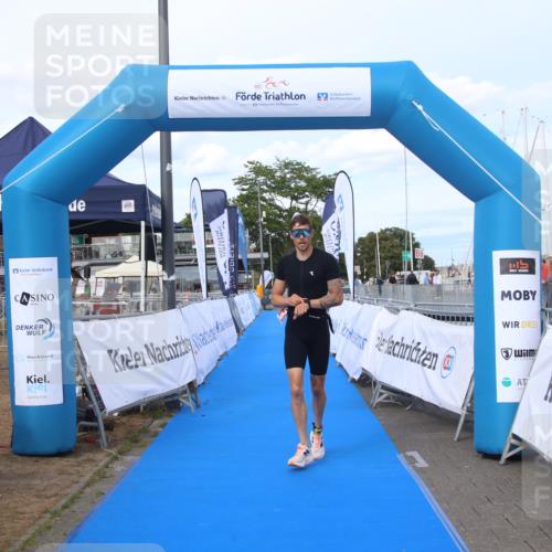 16.08.2026 - KN Förde Triathlon 2026 Markus Tischler http://msf.ph/oto/10003325 16.08.2026 16:23:35 Ziel 0, 0, 14, 17 meine-sportfotos.de