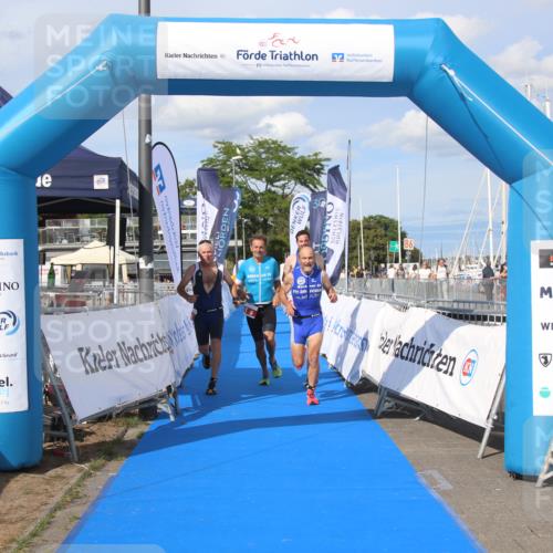 16.08.2026 - KN Förde Triathlon 2026 Markus Tischler http://msf.ph/oto/10003330 16.08.2026 16:26:01 Ziel 0, 1 meine-sportfotos.de