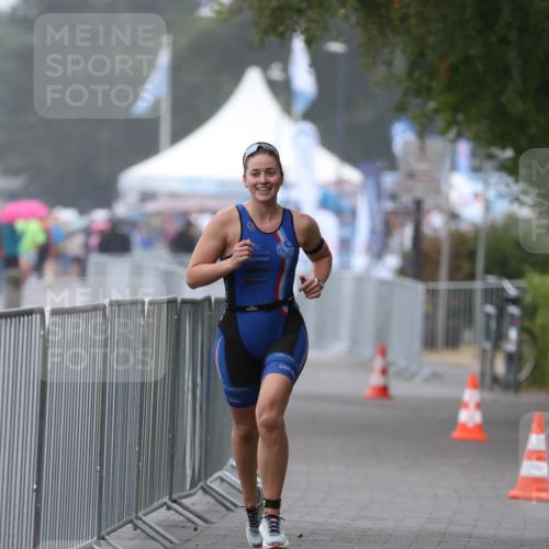 16.08.2026 - KN Förde Triathlon 2026 Antke Förster http://msf.ph/oto/10003418 16.08.2026 09:54:37 Laufen  meine-sportfotos.de