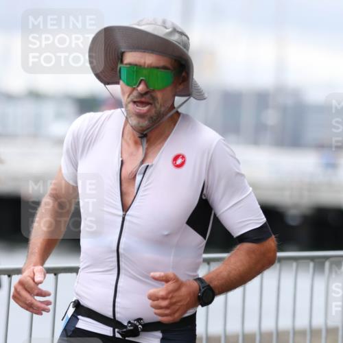 16.08.2026 - KN Förde Triathlon 2026 Antke Förster http://msf.ph/oto/10003503 16.08.2026 11:39:38 Laufen  meine-sportfotos.de