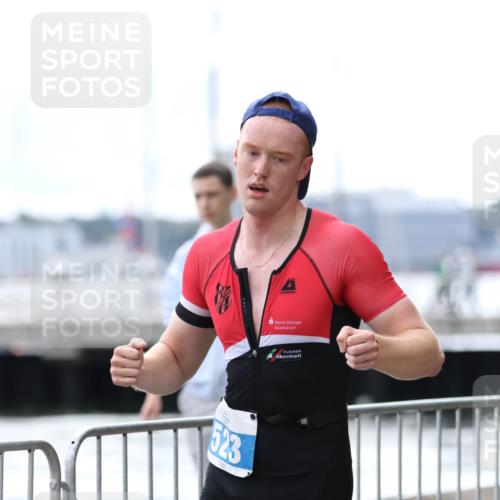 16.08.2026 - KN Förde Triathlon 2026 Antke Förster http://msf.ph/oto/10003552 16.08.2026 13:25:34 Laufen 523 meine-sportfotos.de