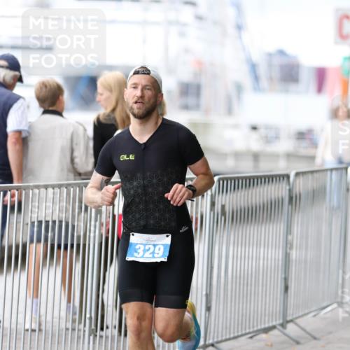 16.08.2026 - KN Förde Triathlon 2026 Antke Förster http://msf.ph/oto/10003626 16.08.2026 11:42:24 Laufen 11, 1, 329 meine-sportfotos.de