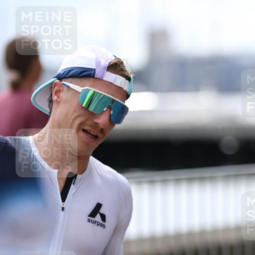 16.08.2026 - KN Förde Triathlon 2026 Antke Förster http://msf.ph/oto/10003639 16.08.2026 13:26:33 Laufen  meine-sportfotos.de
