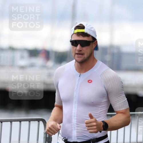 16.08.2026 - KN Förde Triathlon 2026 Antke Förster http://msf.ph/oto/10003713 16.08.2026 11:43:34 Laufen  meine-sportfotos.de