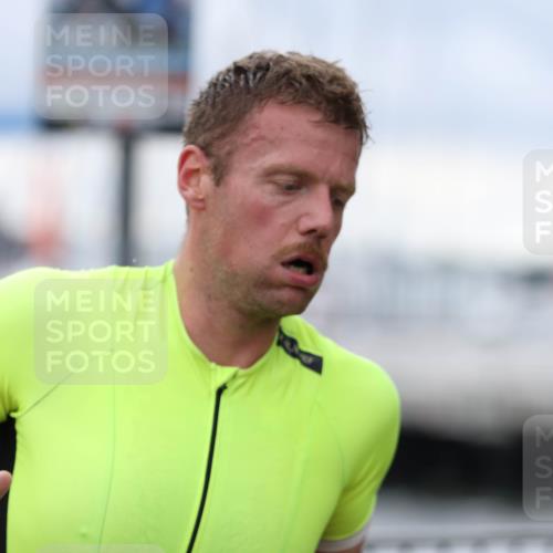 16.08.2026 - KN Förde Triathlon 2026 Antke Förster http://msf.ph/oto/10003722 16.08.2026 11:43:36 Laufen  meine-sportfotos.de
