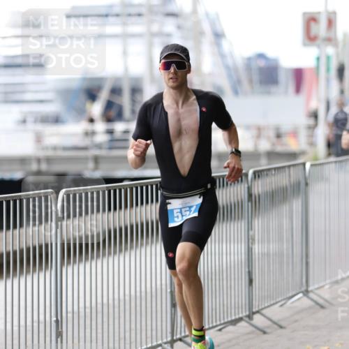 16.08.2026 - KN Förde Triathlon 2026 Antke Förster http://msf.ph/oto/10003854 16.08.2026 13:29:23 Laufen 552 meine-sportfotos.de