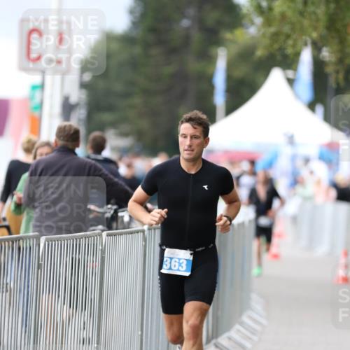 16.08.2026 - KN Förde Triathlon 2026 Antke Förster http://msf.ph/oto/10003905 16.08.2026 11:46:03 Laufen 363 meine-sportfotos.de