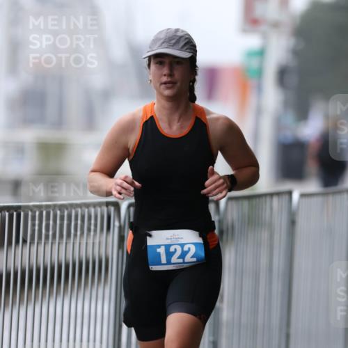 16.08.2026 - KN Förde Triathlon 2026 Antke Förster http://msf.ph/oto/10003920 16.08.2026 10:06:10 Laufen 122 meine-sportfotos.de