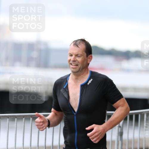 16.08.2026 - KN Förde Triathlon 2026 Antke Förster http://msf.ph/oto/10003945 16.08.2026 11:46:17 Laufen 221 meine-sportfotos.de