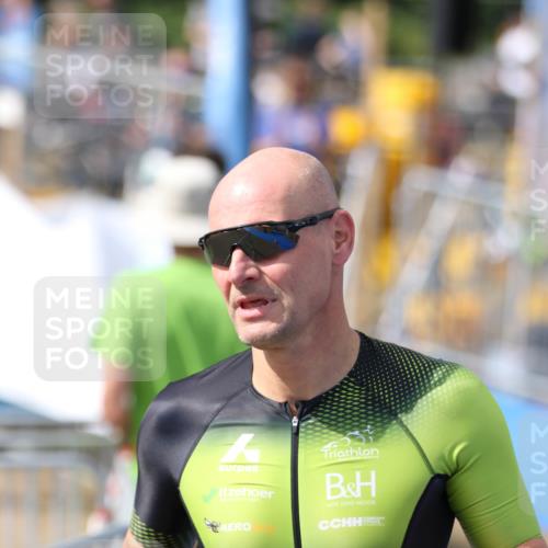 16.08.2026 - KN Förde Triathlon 2026 Antke Förster http://msf.ph/oto/10003975 16.08.2026 15:07:56 Laufen  meine-sportfotos.de