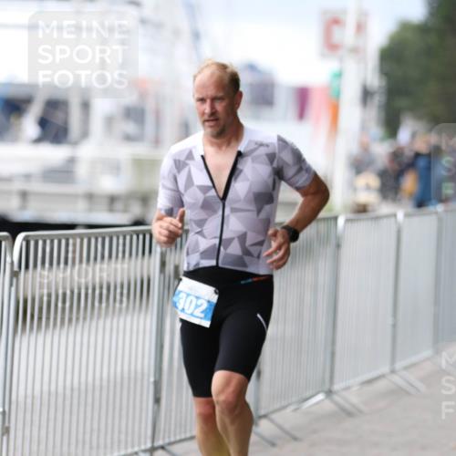 16.08.2026 - KN Förde Triathlon 2026 Antke Förster http://msf.ph/oto/10003985 16.08.2026 11:46:28 Laufen 302 meine-sportfotos.de
