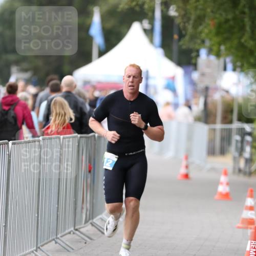 16.08.2026 - KN Förde Triathlon 2026 Antke Förster http://msf.ph/oto/10004029 16.08.2026 11:47:35 Laufen  meine-sportfotos.de