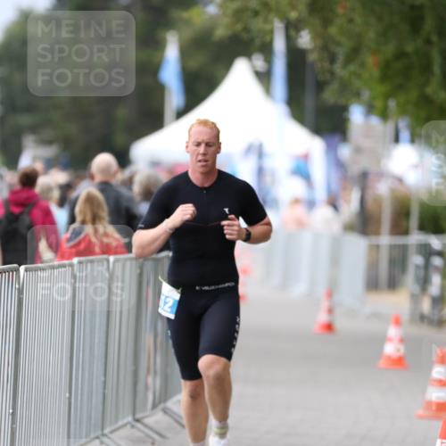 16.08.2026 - KN Förde Triathlon 2026 Antke Förster http://msf.ph/oto/10004033 16.08.2026 11:47:35 Laufen 12 meine-sportfotos.de