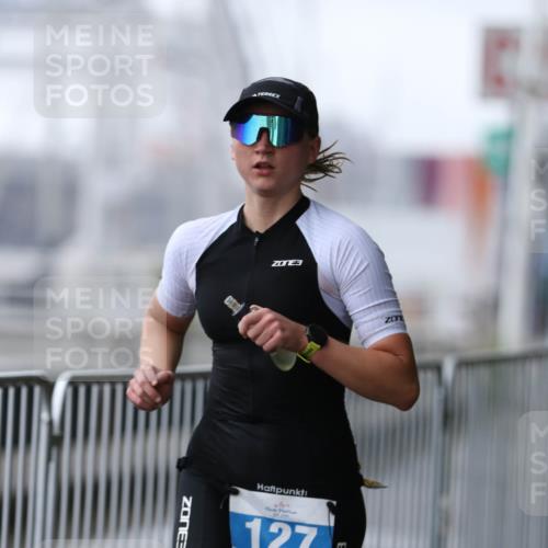 16.08.2026 - KN Förde Triathlon 2026 Antke Förster http://msf.ph/oto/10004044 16.08.2026 10:07:27 Laufen 127, 3 meine-sportfotos.de