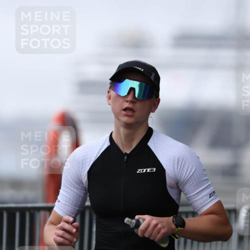 16.08.2026 - KN Förde Triathlon 2026 Antke Förster http://msf.ph/oto/10004048 16.08.2026 10:07:28 Laufen 127, 3, 3 meine-sportfotos.de