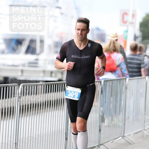16.08.2026 - KN Förde Triathlon 2026 Antke Förster http://msf.ph/oto/10004093 16.08.2026 11:48:02 Laufen 309 meine-sportfotos.de
