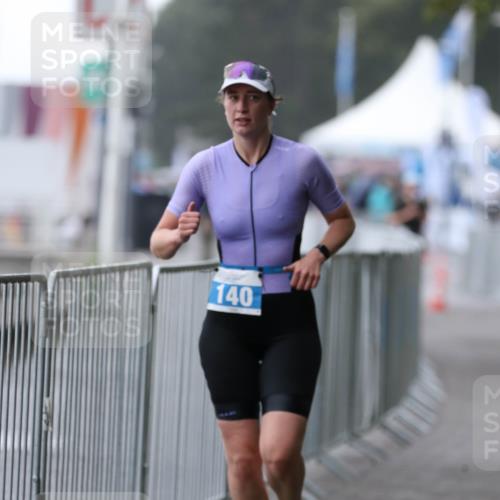 16.08.2026 - KN Förde Triathlon 2026 Antke Förster http://msf.ph/oto/10004128 16.08.2026 10:08:34 Laufen 140 meine-sportfotos.de