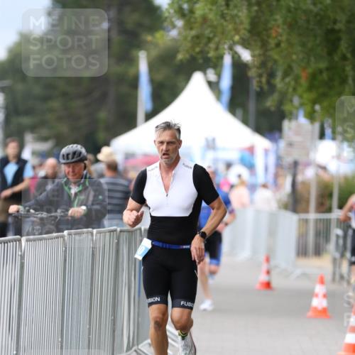 16.08.2026 - KN Förde Triathlon 2026 Antke Förster http://msf.ph/oto/10004141 16.08.2026 11:48:32 Laufen  meine-sportfotos.de