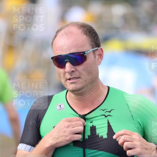 16.08.2026 - KN Förde Triathlon 2026 Antke Förster http://msf.ph/oto/10004387 16.08.2026 15:27:41 Laufen  meine-sportfotos.de