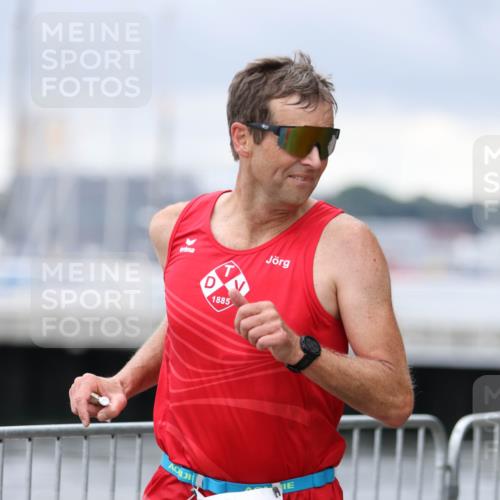 16.08.2026 - KN Förde Triathlon 2026 Antke Förster http://msf.ph/oto/10004437 16.08.2026 11:50:16 Laufen 354 meine-sportfotos.de