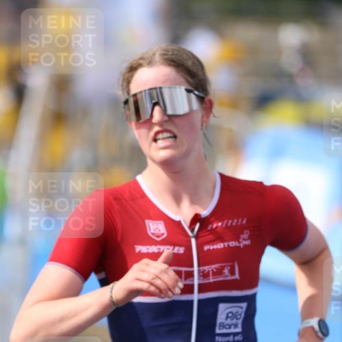 16.08.2026 - KN Förde Triathlon 2026 Antke Förster http://msf.ph/oto/10004443 16.08.2026 15:29:50 Laufen 27 meine-sportfotos.de