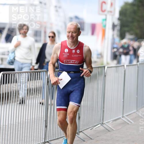 16.08.2026 - KN Förde Triathlon 2026 Antke Förster http://msf.ph/oto/10004453 16.08.2026 11:50:19 Laufen  meine-sportfotos.de