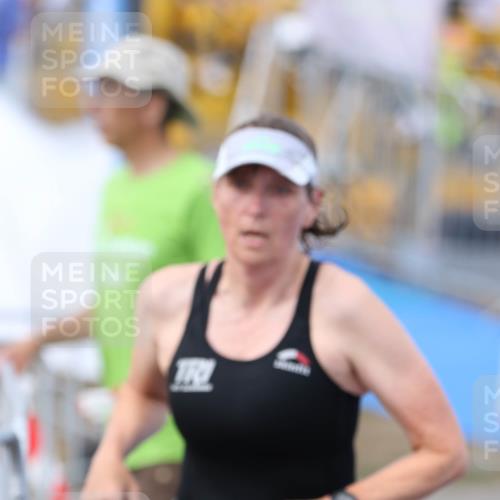 16.08.2026 - KN Förde Triathlon 2026 Antke Förster http://msf.ph/oto/10004479 16.08.2026 15:30:37 Laufen  meine-sportfotos.de