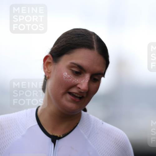 16.08.2026 - KN Förde Triathlon 2026 Antke Förster http://msf.ph/oto/10004484 16.08.2026 10:10:50 Laufen  meine-sportfotos.de