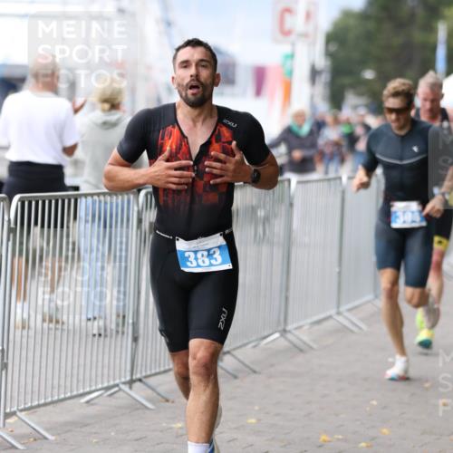 16.08.2026 - KN Förde Triathlon 2026 Antke Förster http://msf.ph/oto/10004509 16.08.2026 11:50:39 Laufen 383, 304 meine-sportfotos.de