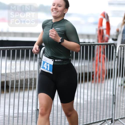 16.08.2026 - KN Förde Triathlon 2026 Antke Förster http://msf.ph/oto/10004532 16.08.2026 10:11:10 Laufen 141 meine-sportfotos.de